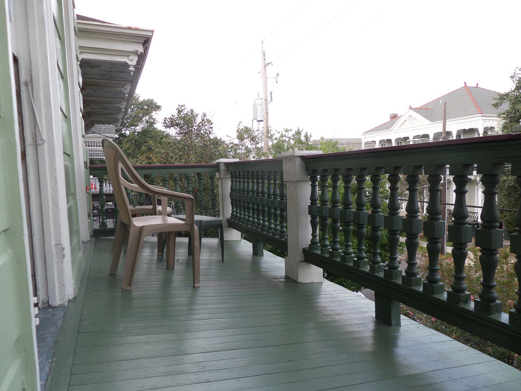 Balcony Suites only